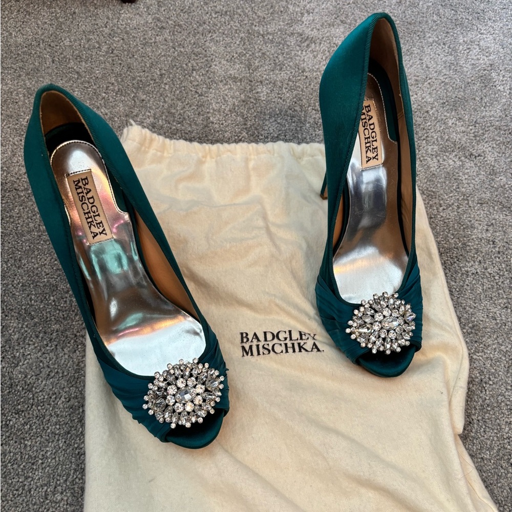 Badgley Mischka Teal Peep-Toe Heels